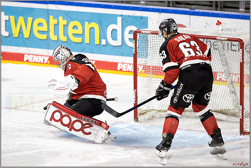 PENNY DEL;  Koelner Haie - ERC Ingolstadt; Koeln, 19.12.2021